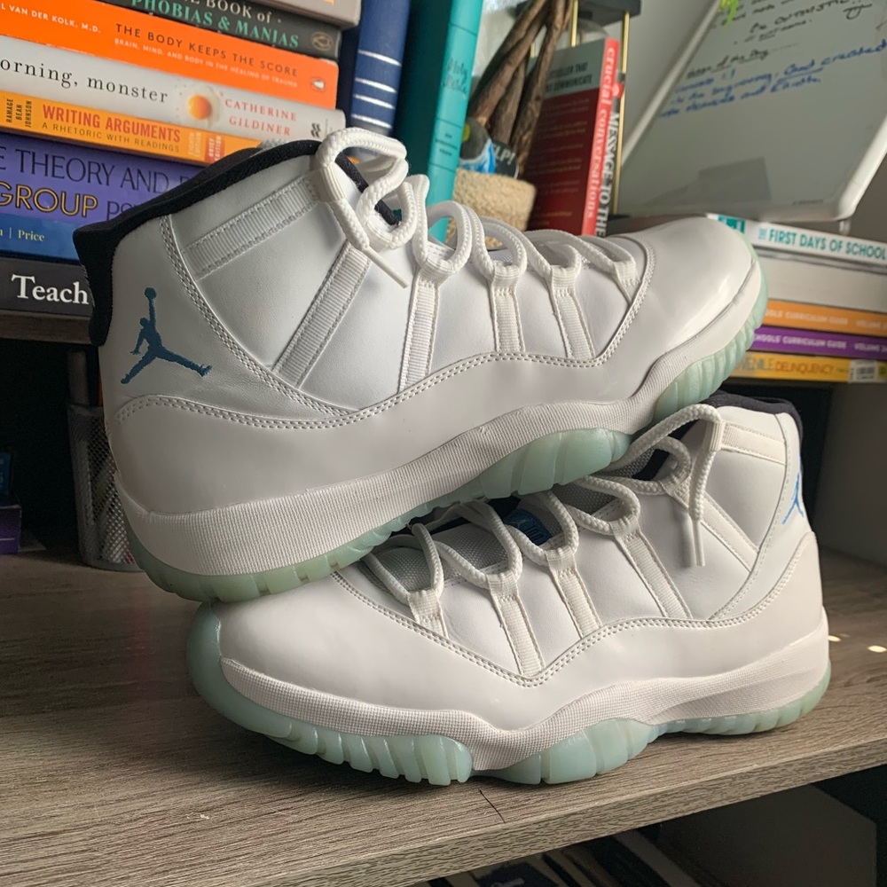 Air Jordan 11 “Legend Blue” (2014)